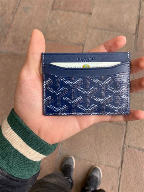 how to spot a fake goyard card holder|how to find a goyard bag.